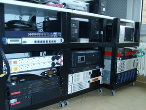 Plaats een foto van je rack/servers/datacenter-lackracks-png