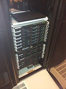 Plaats een foto van je rack/servers/datacenter-2012-06-15-16-03-52-small-jpg