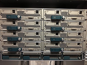 Plaats een foto van je rack/servers/datacenter-photo-3-jpg