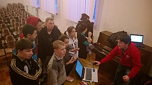 Help de weeskinderen in Moldavi&euml; met Computer Technology Education-wp_20140211_17_37_54_pro-medium-jpg