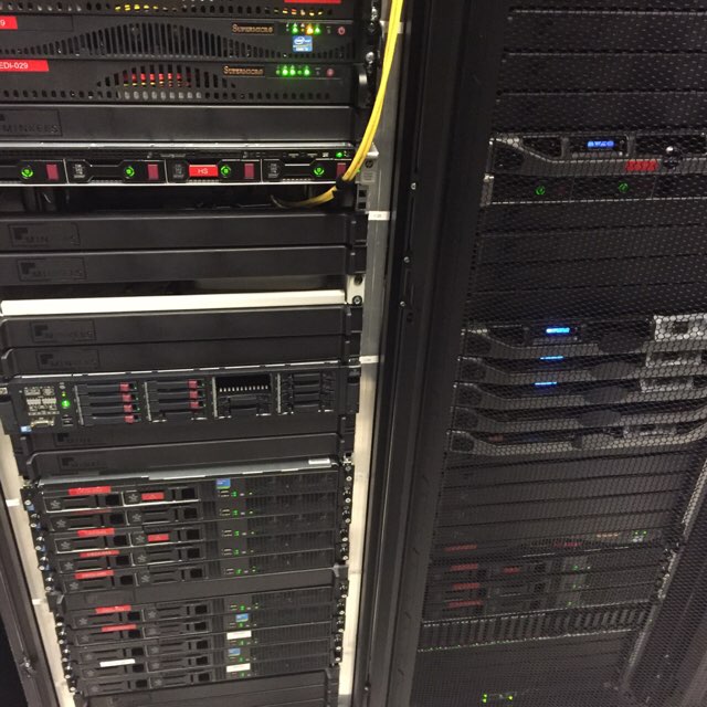 Plaats een foto van je rack/servers/datacenter-imageuploadedbywebhostingtalk1446066895-072290-jpg