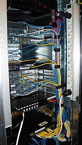 Plaats een foto van je rack/servers/datacenter-rackachter-jpg