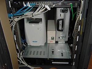 Plaats een foto van je rack/servers/datacenter-foto-jpg