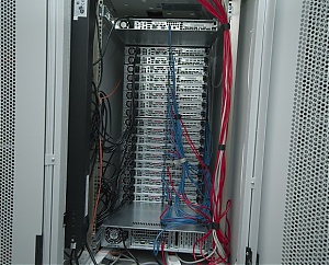 Plaats een foto van je rack/servers/datacenter-f4back-jpg