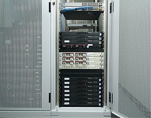 Plaats een foto van je rack/servers/datacenter-f6-jpg