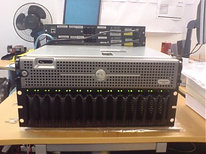 Plaats een foto van je rack/servers/datacenter-dsc00671-jpg