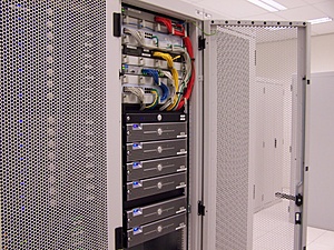 Plaats een foto van je rack/servers/datacenter-100_4456-jpg