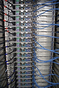 Plaats een foto van je rack/servers/datacenter-dsc02629-small-jpg