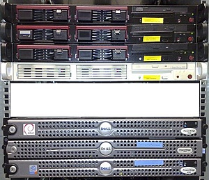 Plaats een foto van je rack/servers/datacenter-truong-jpg