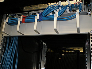 Plaats een foto van je rack/servers/datacenter-p4040035-jpg