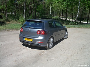 Wat voor auto rij je-volkswagen_golf_02-jpg