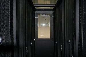 Plaats een foto van je rack/servers/datacenter-img_1617-jpg