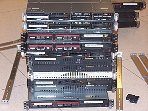 Plaats een foto van je rack/servers/datacenter-100_4170-jpg