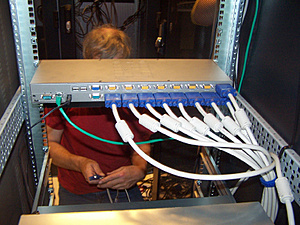 Plaats een foto van je rack/servers/datacenter-100_4174-jpg