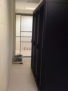 Plaats een foto van je rack/servers/datacenter-img_0225-jpg