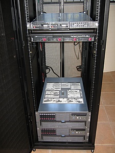 Plaats een foto van je rack/servers/datacenter-img_1046-jpg