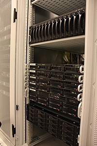 Plaats een foto van je rack/servers/datacenter-exonetvps-platform01-jpg