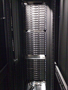 Plaats een foto van je rack/servers/datacenter-img_0042-jpg