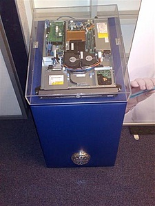 zelfbouw serverkast-23072009495-small-jpg