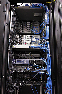 Plaats een foto van je rack/servers/datacenter-787140826_6_eefl-jpeg