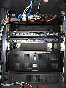 Plaats een foto van je rack/servers/datacenter-img_4044-jpg