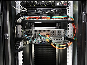 Plaats een foto van je rack/servers/datacenter-7-jpg