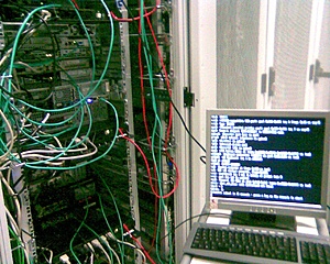 Plaats een foto van je rack/servers/datacenter-servers_back-jpg