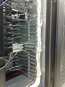 Plaats een foto van je rack/servers/datacenter-14012010196-jpg