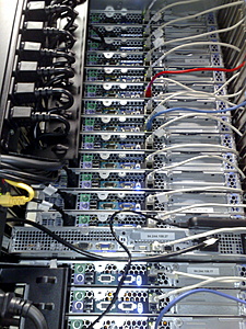 Plaats een foto van je rack/servers/datacenter-14012010199-jpg