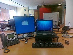 Post een foto van je werkplek !-02062010151-jpg