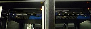 Plaats een foto van je rack/servers/datacenter-switchingrow_dual_front-jpg