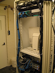 Plaats een foto van je rack/servers/datacenter-img_4472-jpg