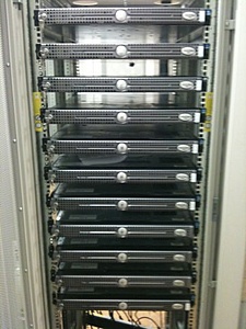 Plaats een foto van je rack/servers/datacenter-dell6-jpg
