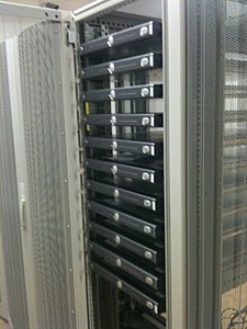 Plaats een foto van je rack/servers/datacenter-dell7-jpg