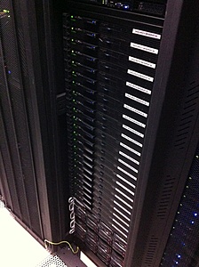 Plaats een foto van je rack/servers/datacenter-rack-7-3-1-jpg
