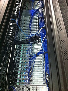Plaats een foto van je rack/servers/datacenter-rack7-5-3-jpg