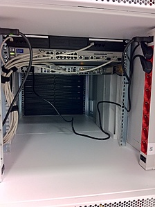 Plaats een foto van je rack/servers/datacenter-dataplace-2-jpg