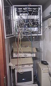Plaats een foto van je rack/servers/datacenter-lolrack3-jpg