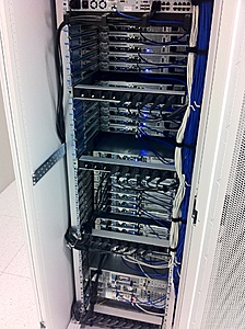 Plaats een foto van je rack/servers/datacenter-achterkant-rack-2-jpg
